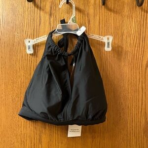 NWT Time and Tru black swimsuit top. Cute keyhole neck halter top. Sz XL 16-18.